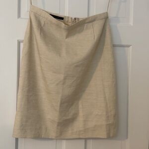 Antonio Melani cream colored straight skirt size 8
